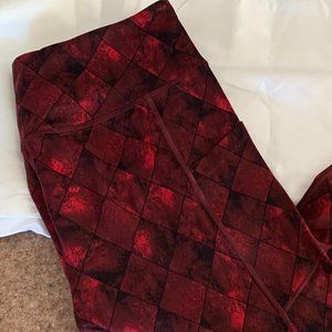 Eluminary Sz 3 (fits 14+) Vampire Diamond work out pants/leggings w/pockets NWT